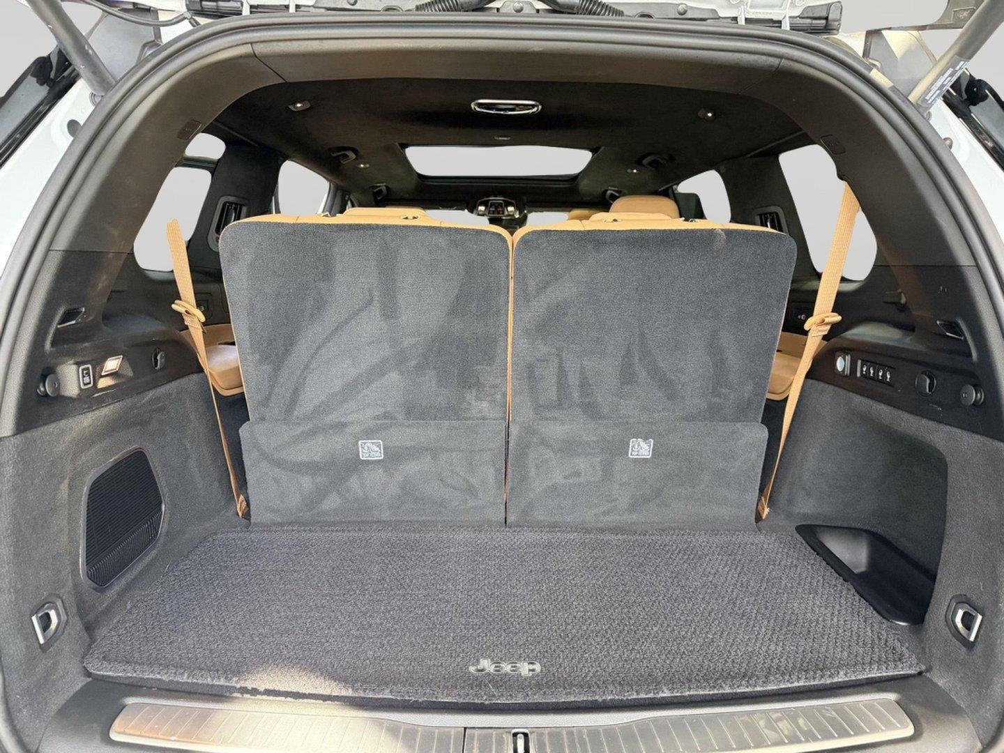 2023 Jeep Grand Cherokee L Summit Reserve