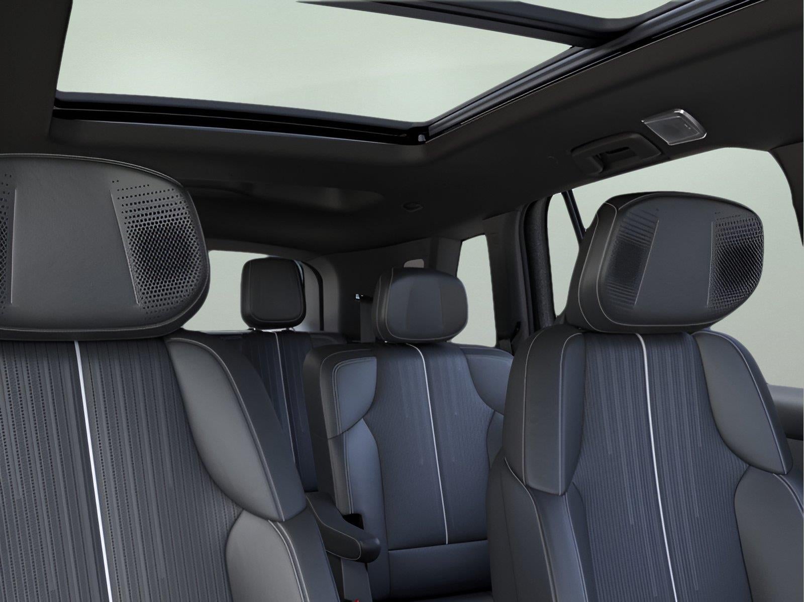 2027 Cadillac VISTIQ Luxury
