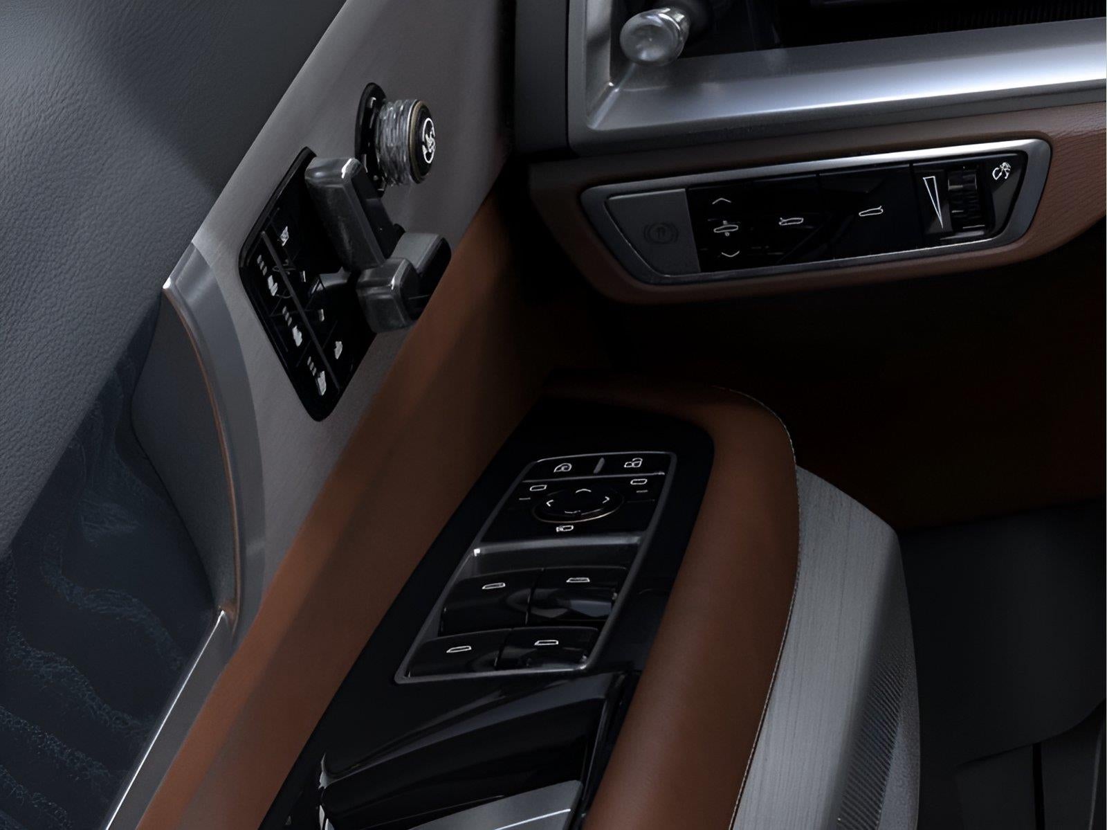 2027 Cadillac VISTIQ Platinum