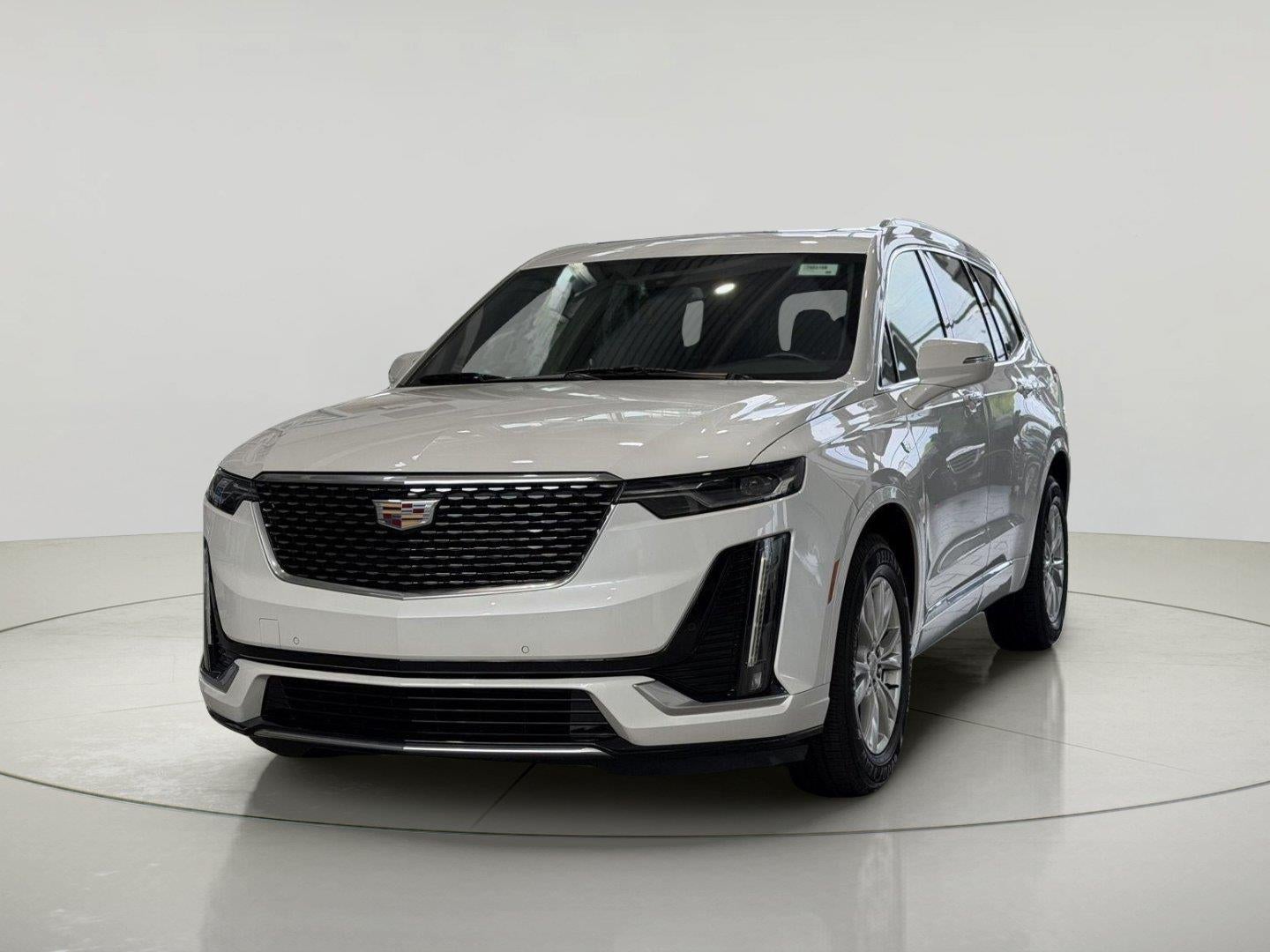 2023 Cadillac XT6 FWD Luxury