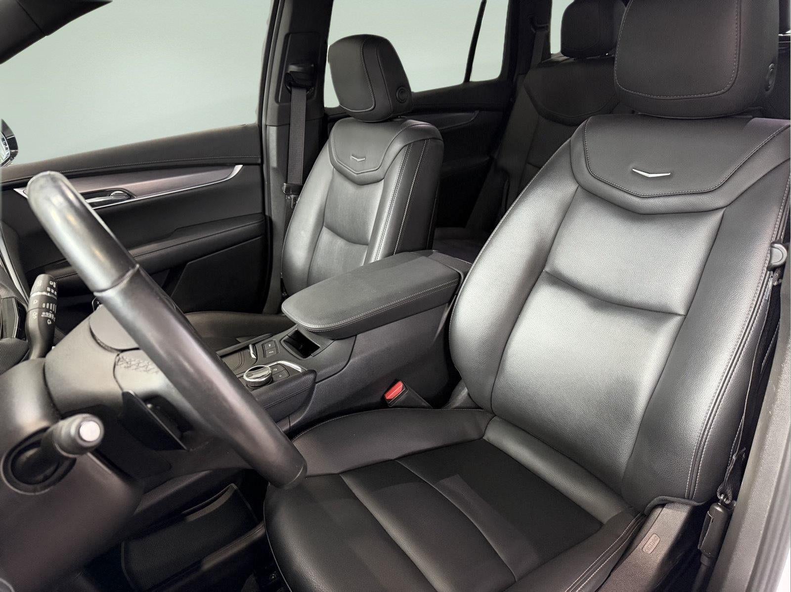 2023 Cadillac XT6 FWD Luxury