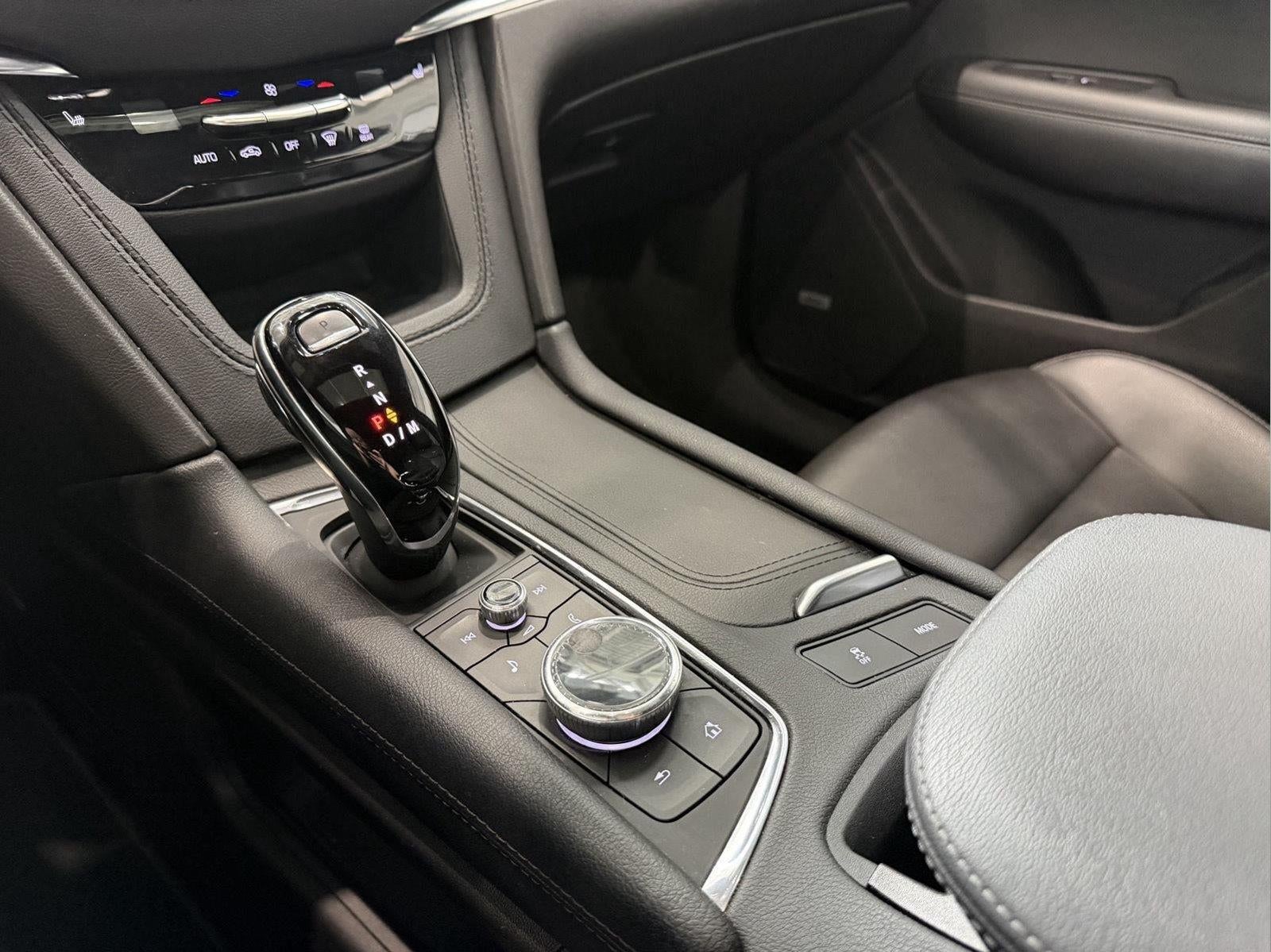 2023 Cadillac XT6 FWD Luxury