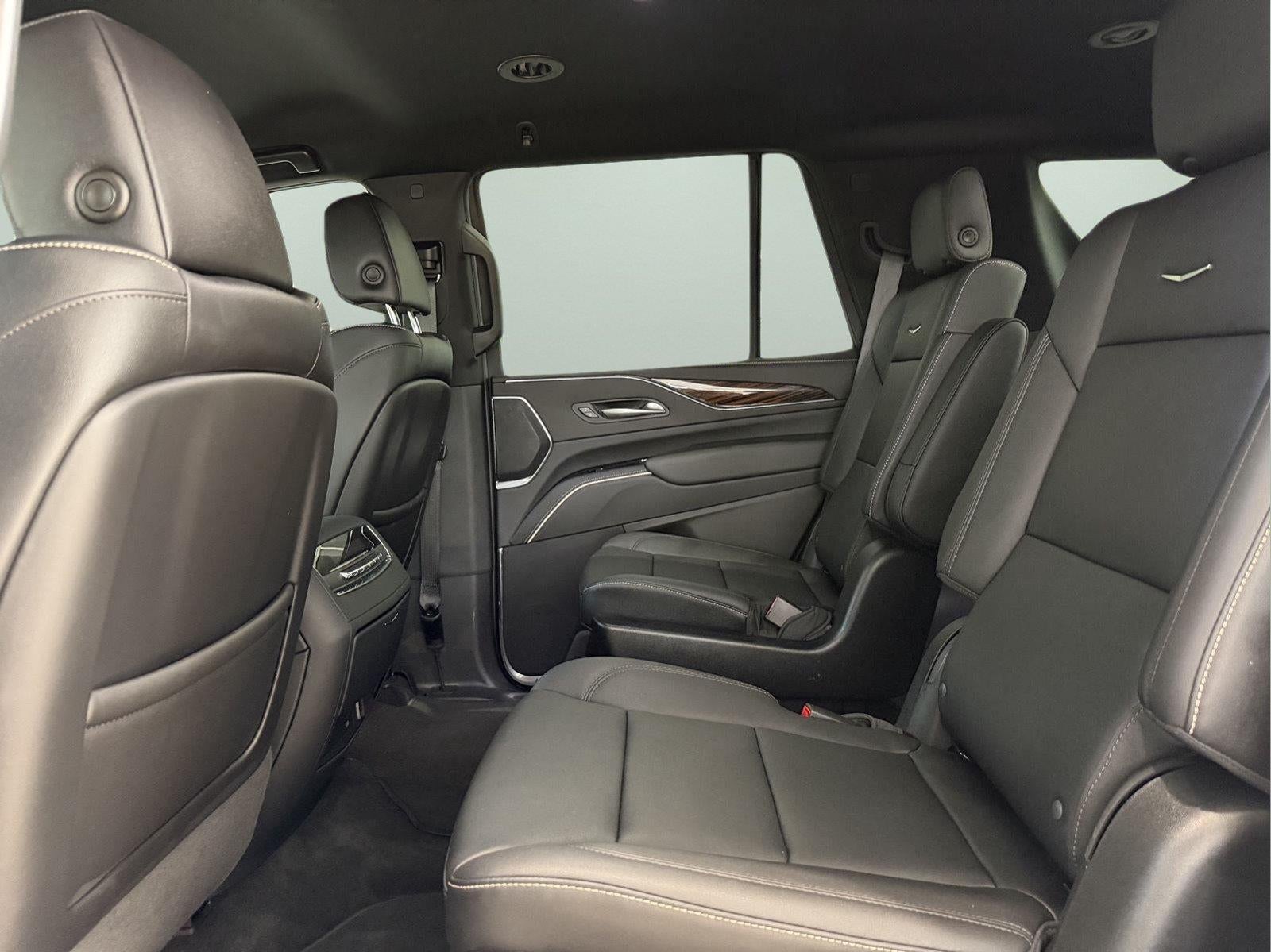 2024 Cadillac Escalade Luxury